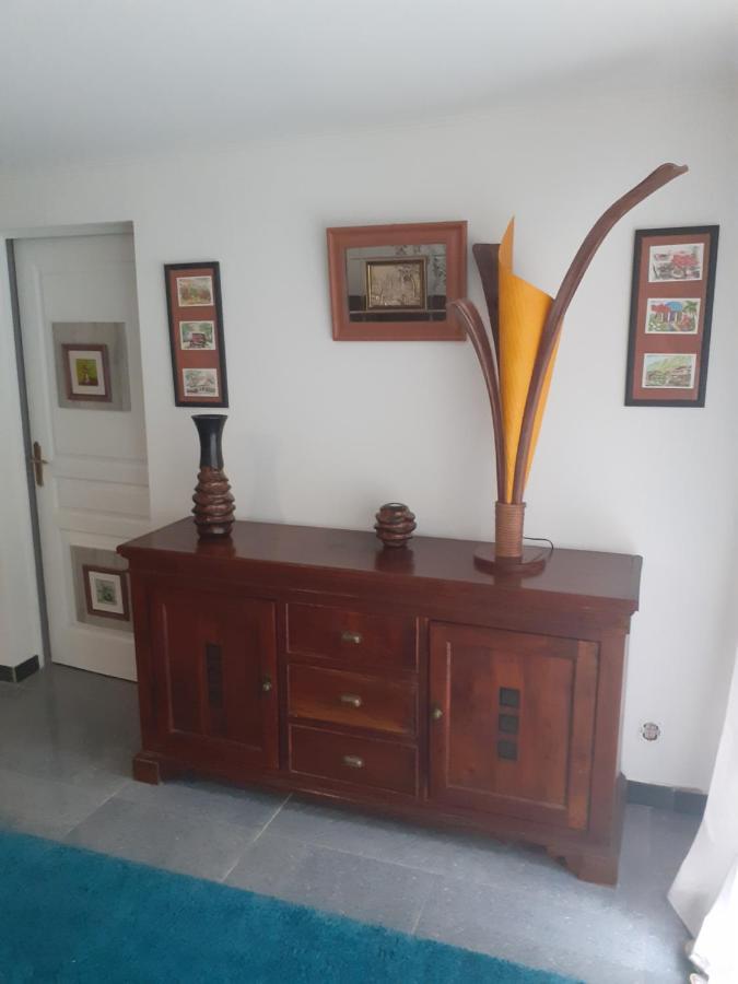 Couleurs Des Iles Apartment Le Tampon Luaran gambar